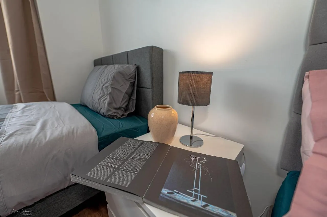 4 Bedrooms,2 Bathrooms House With Free Parking Plumstead  0*, Plumstead (Greater London) United Kingdom